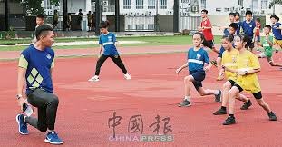 萨哈：博格巴比目前曼联中场都更强，他也有证明自己的动力