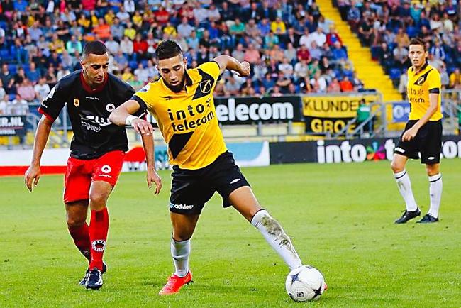 连下三局 连下三局